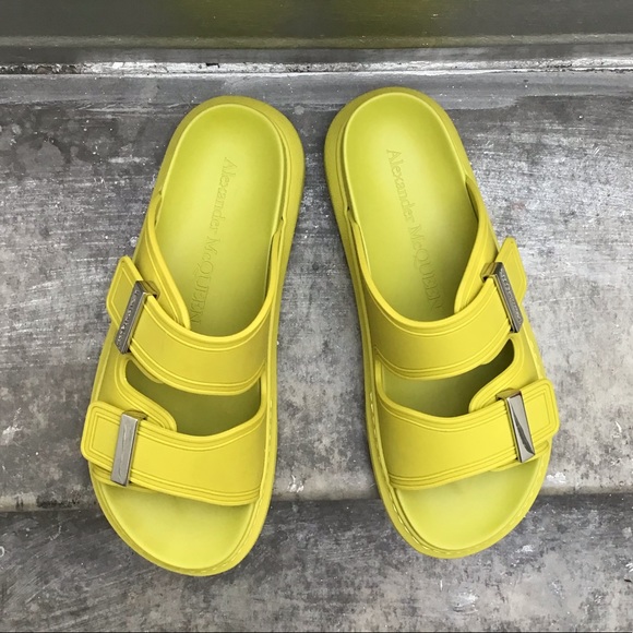 ALEXANDRA MCQUEEN Hybrid Platform Slides in Lime - Picture 10 of 13